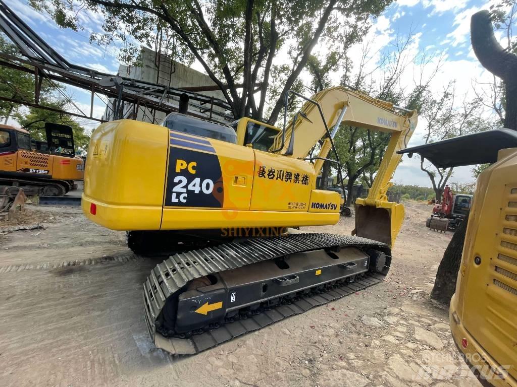 Komatsu PC 240-8 大型油圧ショベル12t以上（パワーショベル・ユンボ）