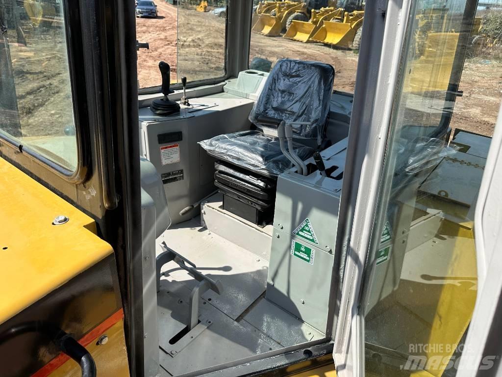 CAT D 6 G ブルドーザー