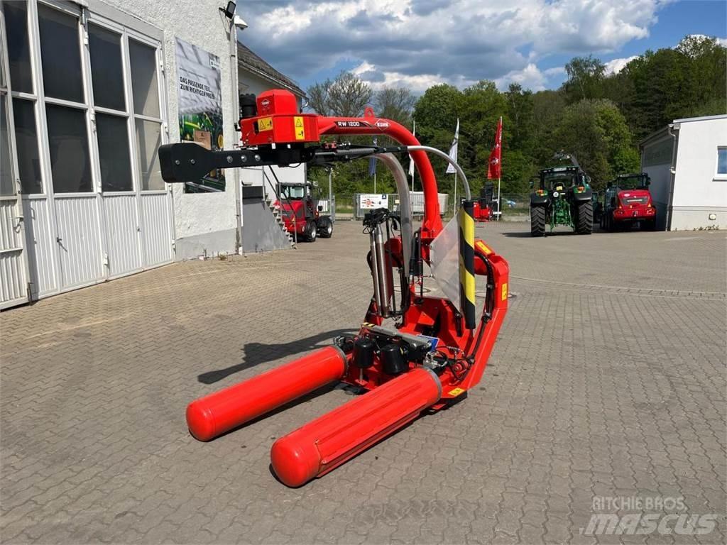 Kuhn RW 1200 C ラッピングマシーン