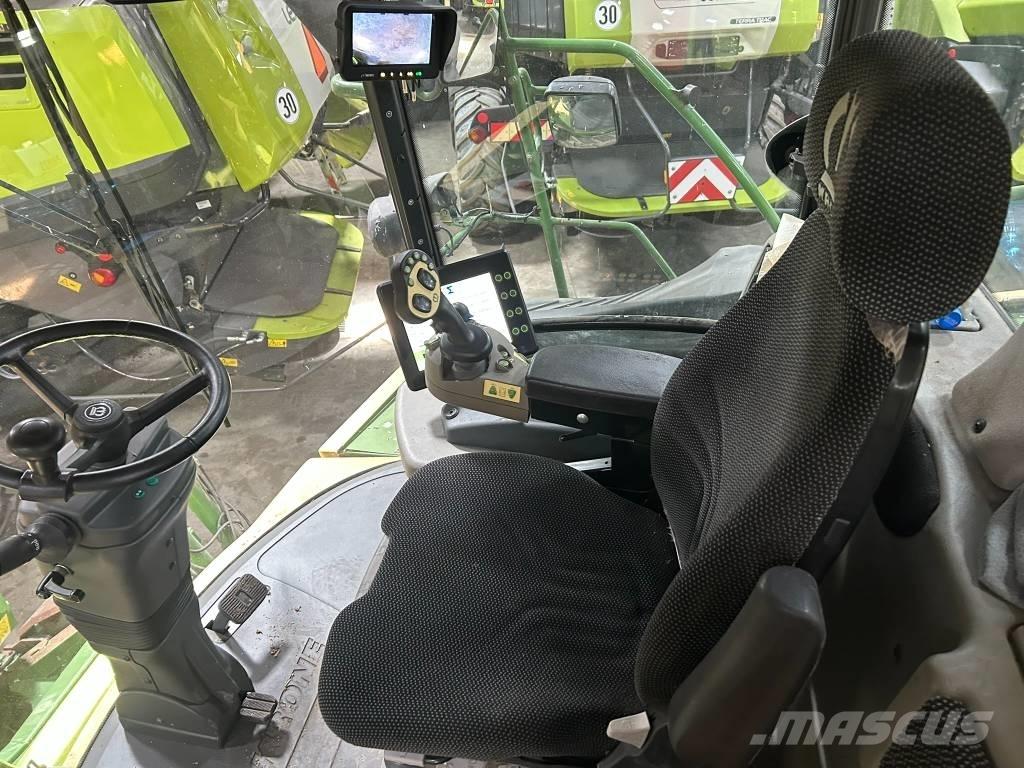 Krone Big X 600 自走式フォレージハーベスター