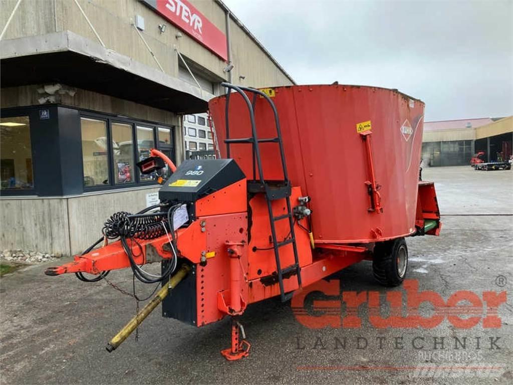 Kuhn EVV 181 ミキサーフィーダー