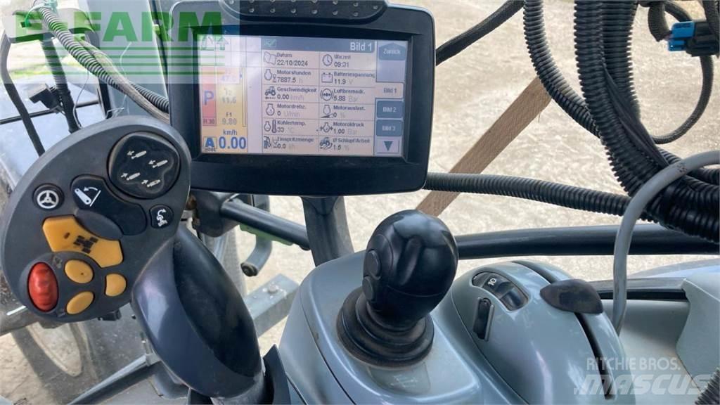 New Holland T7050 トラクター