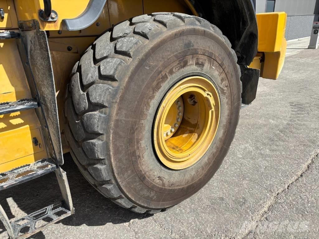 CAT 972 M XE ホイールローダー・タイヤショベル
