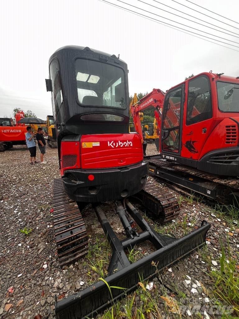 Kubota U 35-3 ミニ油圧ショベル 7t以下（ミニユンボ・ミニディガー）