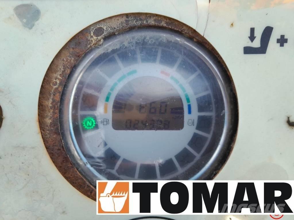 JCB 6 TST サイト　ダンプ