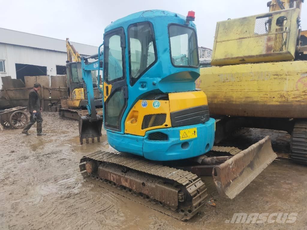 Kubota U30 ミニ油圧ショベル 7t以下（ミニユンボ・ミニディガー）