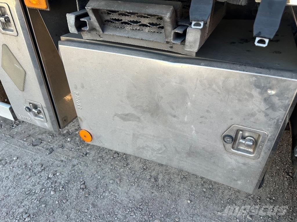 Volvo FM9 Skåpbil ボックスボディー、ウイング、箱車