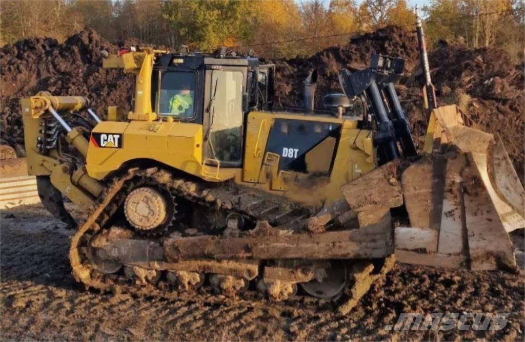 CAT D8T ブルドーザー