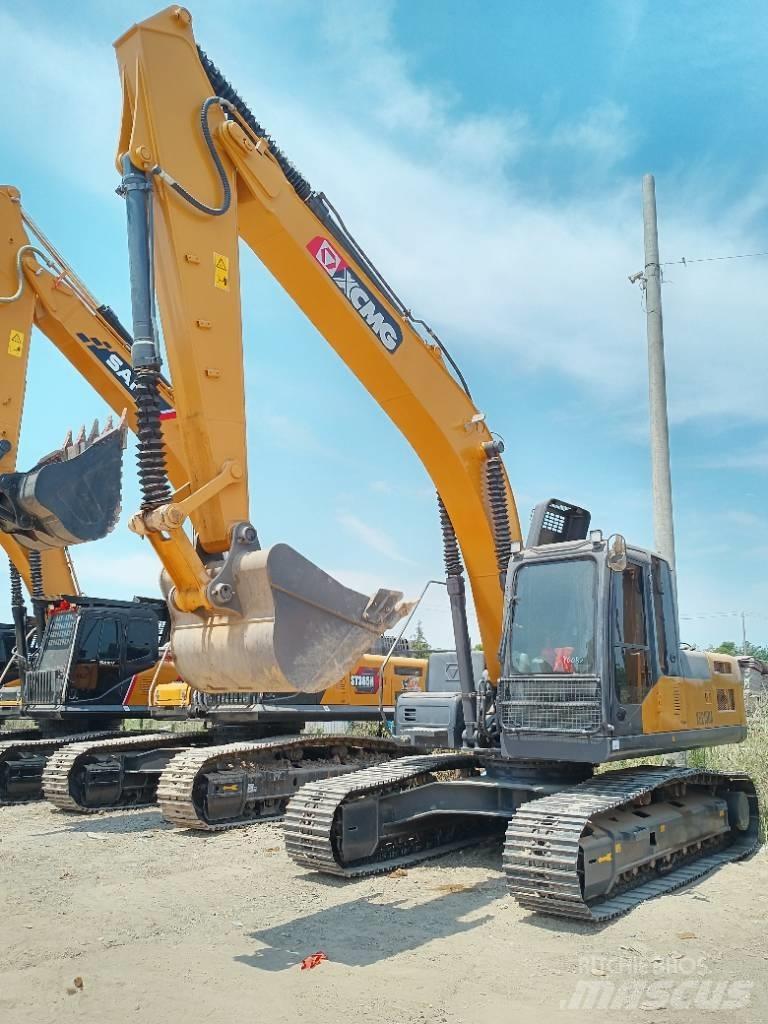 XCMG XE 215 DA 大型油圧ショベル12t以上（パワーショベル・ユンボ）
