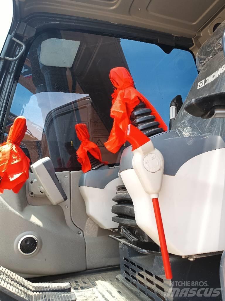 XCMG XE 215 DA 大型油圧ショベル12t以上（パワーショベル・ユンボ）