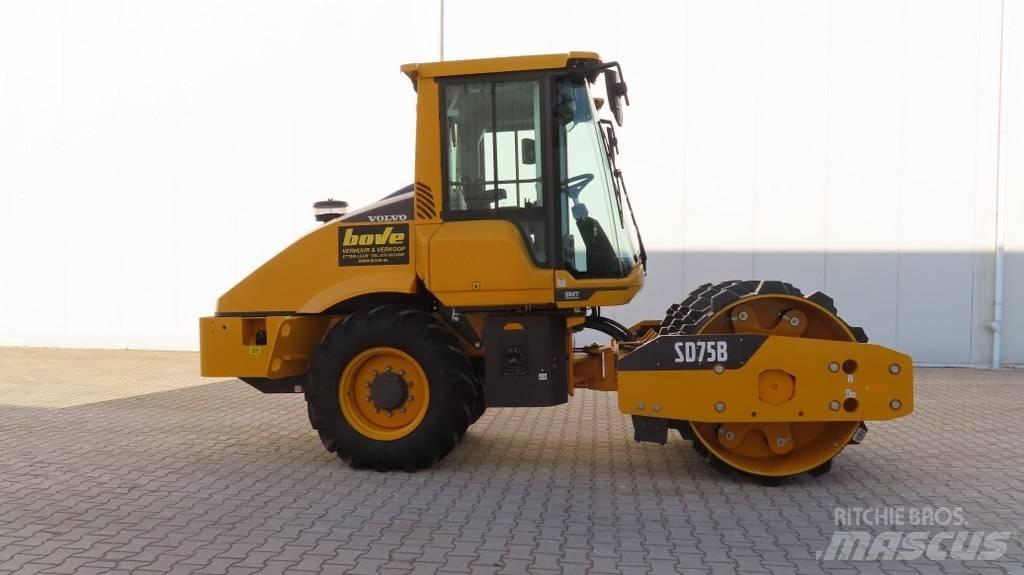 Volvo SD 75 B 振動ローラ