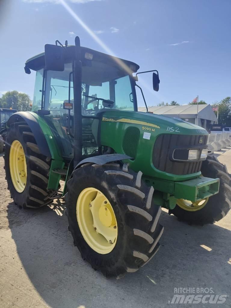 John Deere 5090 M トラクター