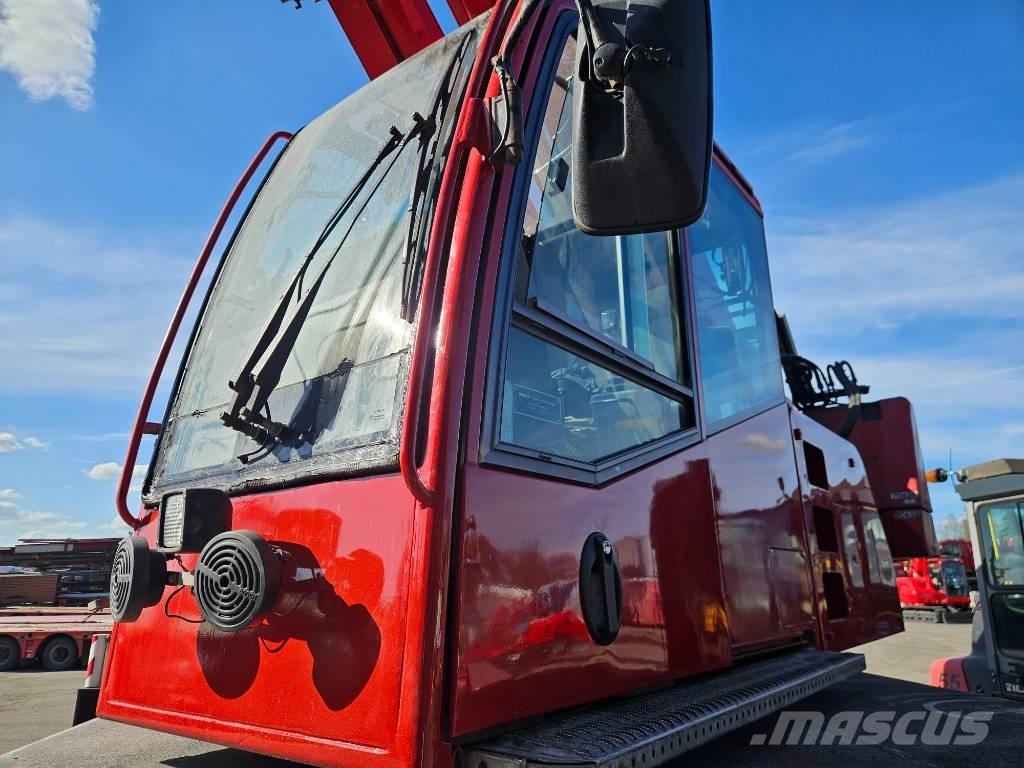 Terex Demag AC 40-1 オールテレーンクレーン