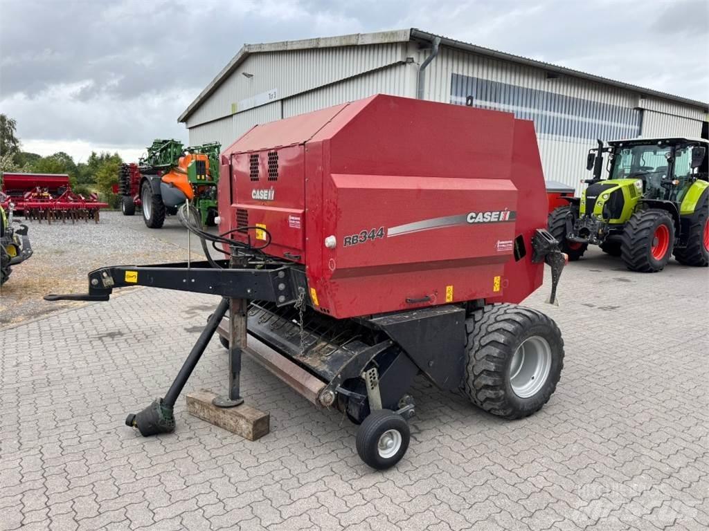 Case IH RB 344 ラウンドベーラー