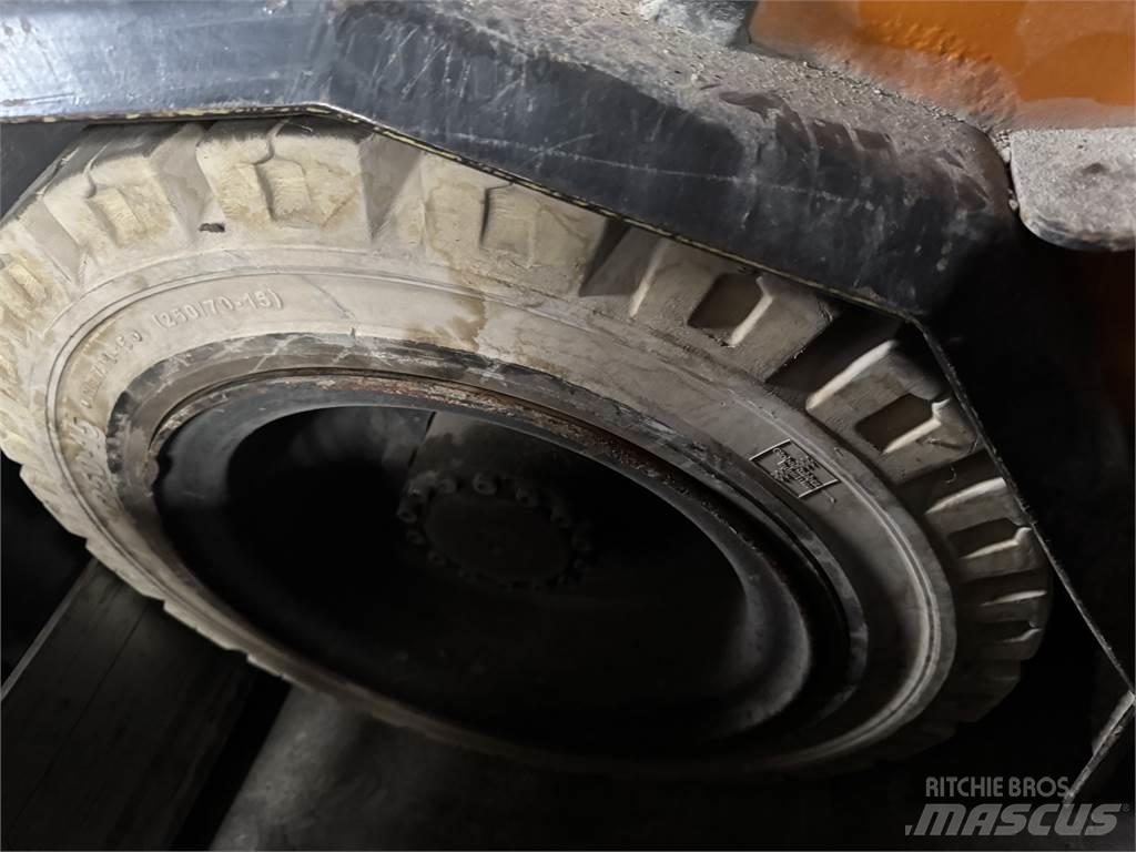Still R60-40 バッテリーフォークリフト