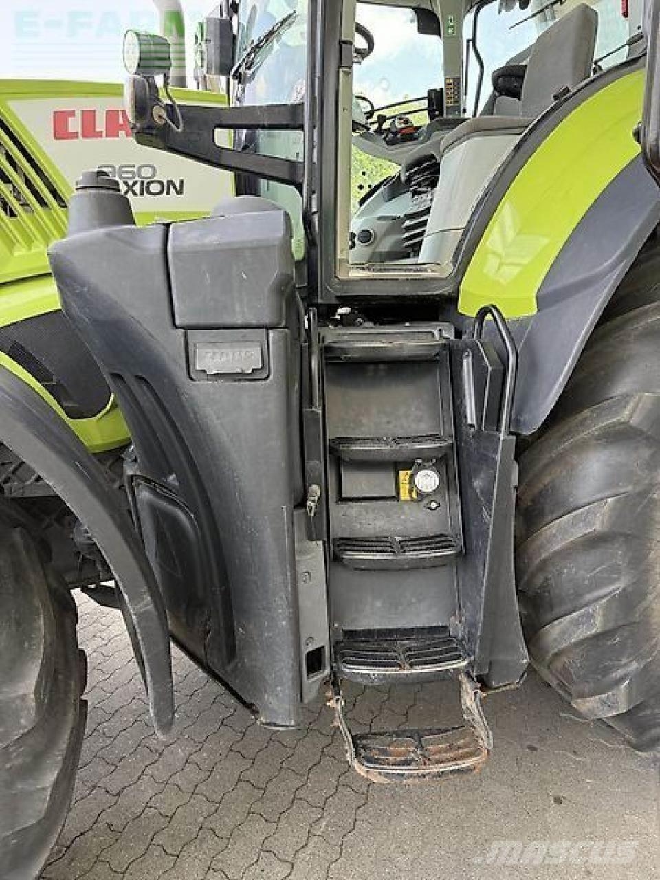 CLAAS axion 960 トラクター