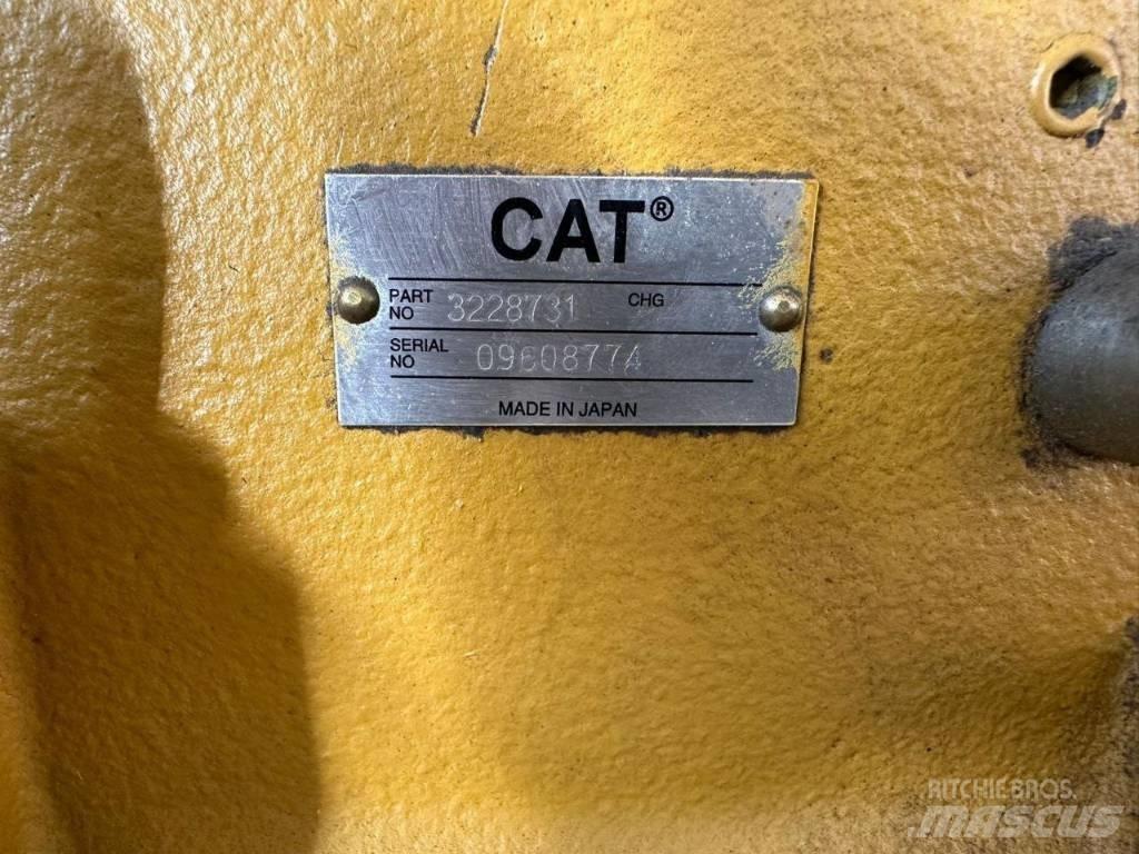 CAT 330 D L 油圧機
