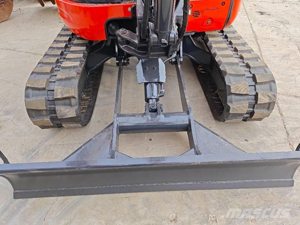 Kubota KX 163-5 ミニ油圧ショベル 7t以下（ミニユンボ・ミニディガー）