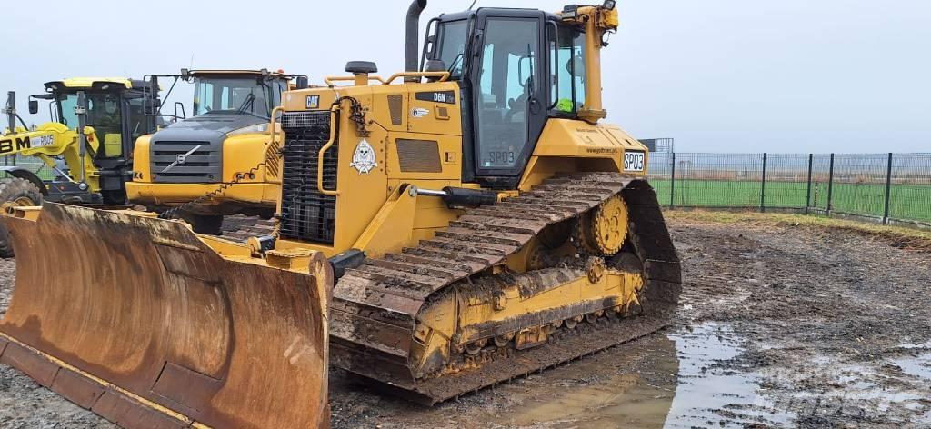 CAT D 6 N ブルドーザー