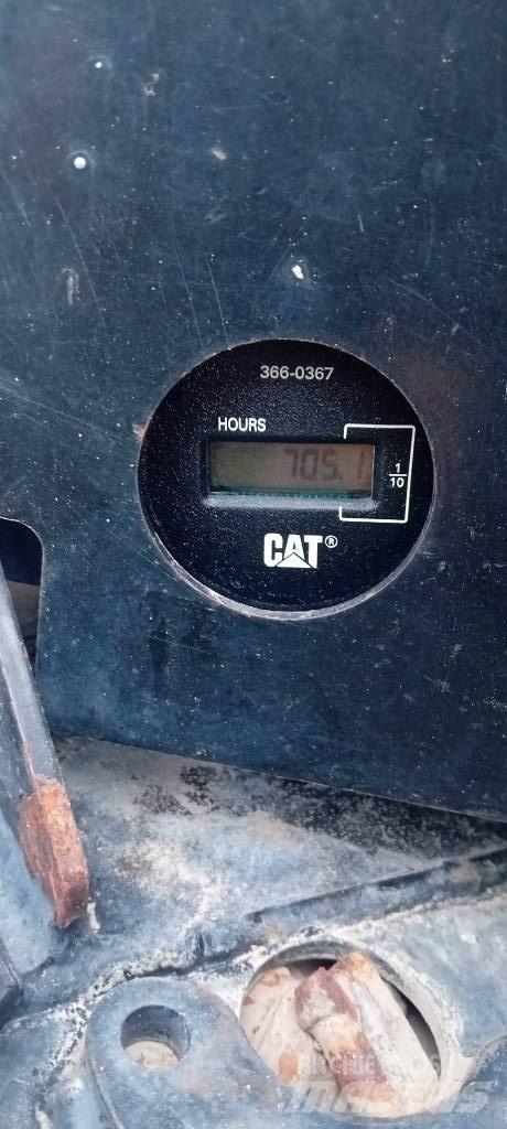 CAT 303 E CR 大型油圧ショベル12t以上（パワーショベル・ユンボ）