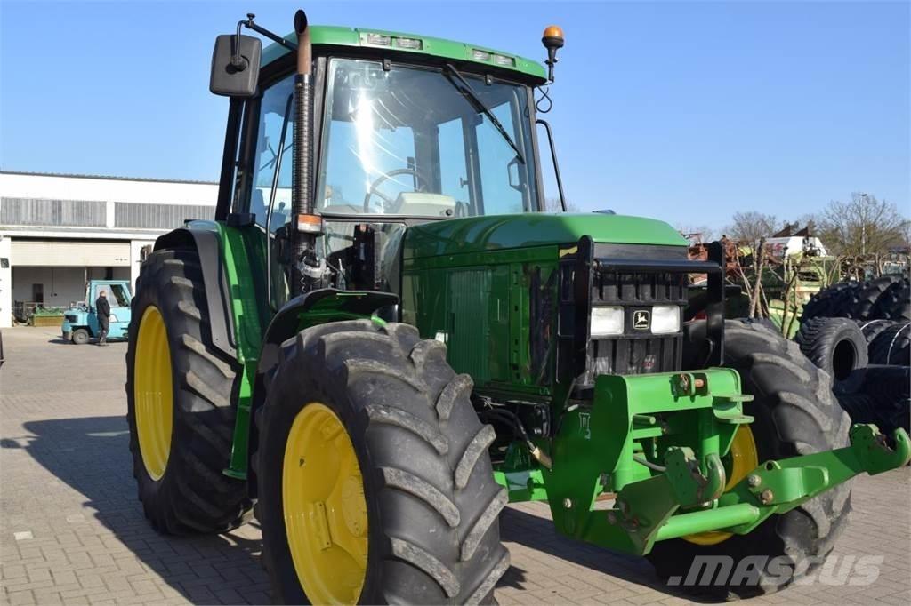 John Deere 6410 トラクター