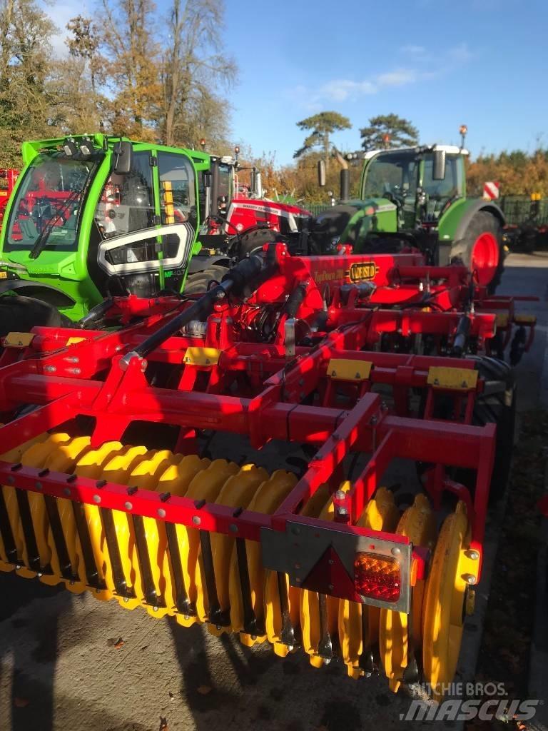 Väderstad TD300 カルチベーター