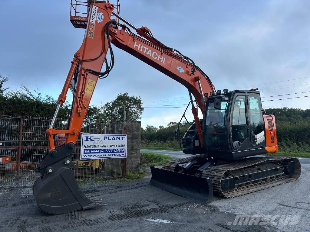 Hitachi ZX 135 US-6 大型油圧ショベル12t以上（パワーショベル・ユンボ）