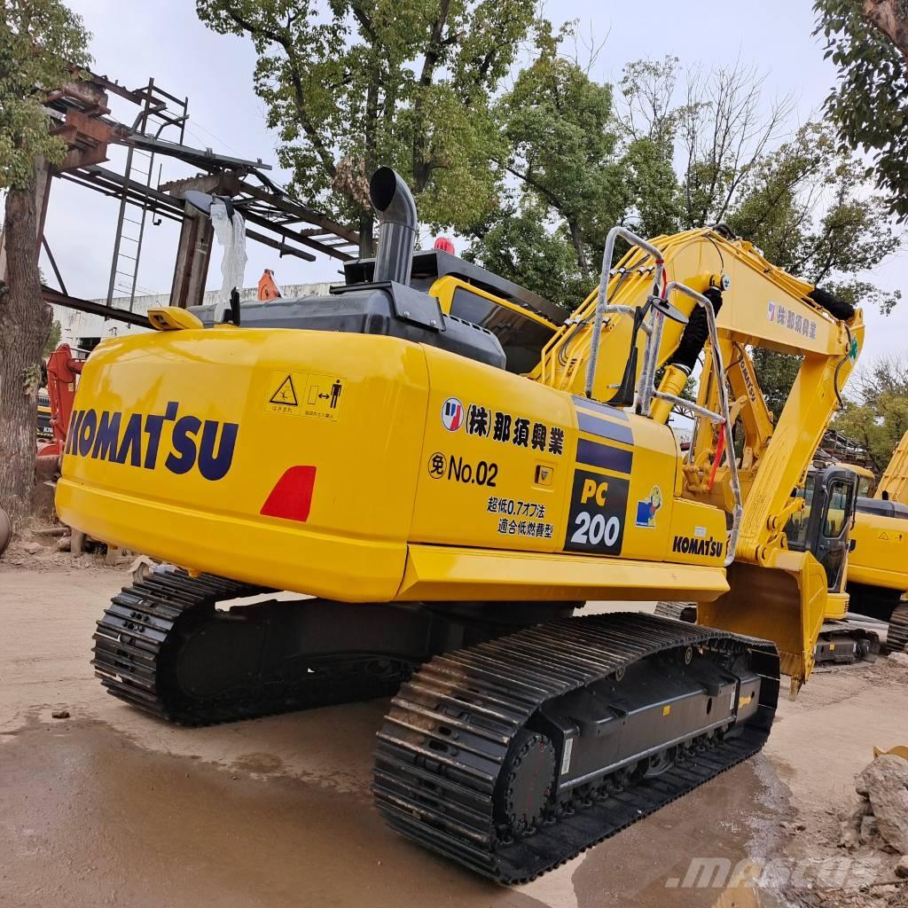 Komatsu PC200-8 大型油圧ショベル12t以上（パワーショベル・ユンボ）