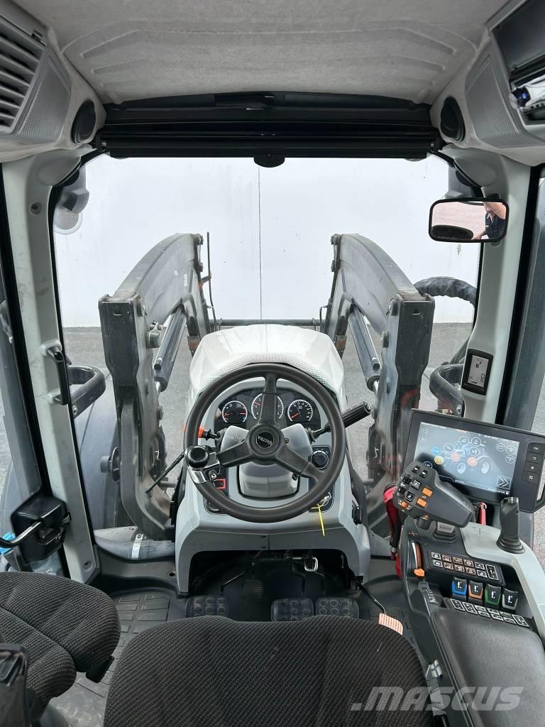 Valtra N 174 トラクター