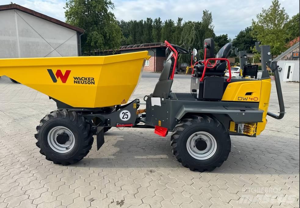 Wacker Neuson DW 40 サイト　ダンプ
