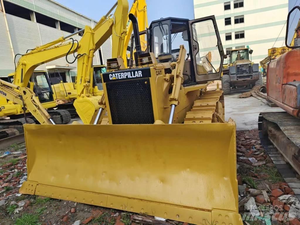 CAT D 6 G ブルドーザー
