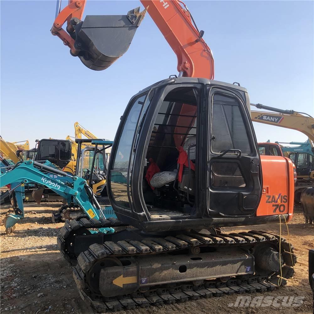 Hitachi ZX70-5A 中型油圧ショベル 7ｔ-12ｔ（ユンボ・パワーショベル・バックホー）