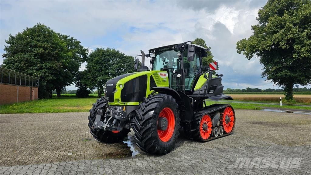 CLAAS Axion 930 TT トラクター