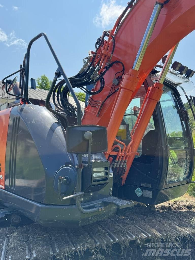 Hitachi ZX135USBL-6 大型油圧ショベル12t以上（パワーショベル・ユンボ）