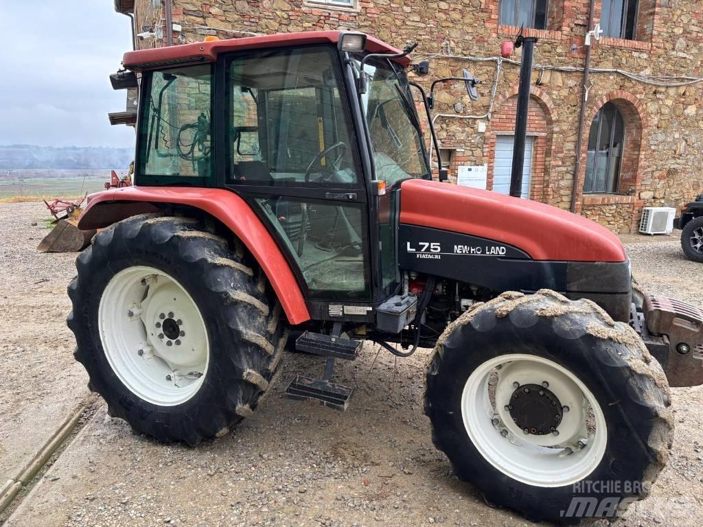 New Holland L 75 トラクター
