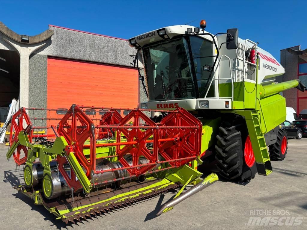 CLAAS Medion 310 コンバイン