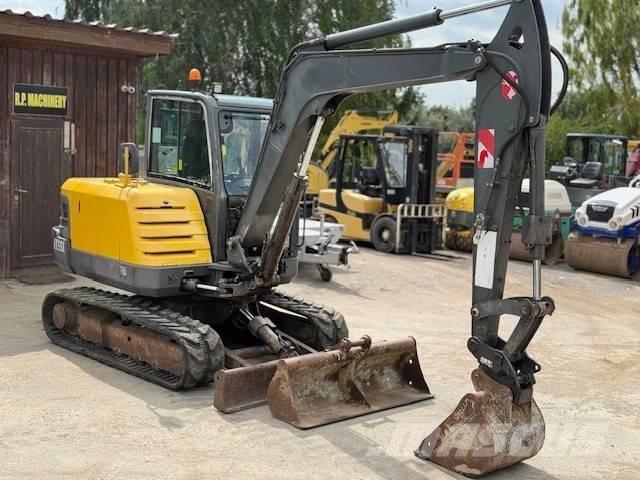 Volvo EC 55 C ミニ油圧ショベル 7t以下（ミニユンボ・ミニディガー）