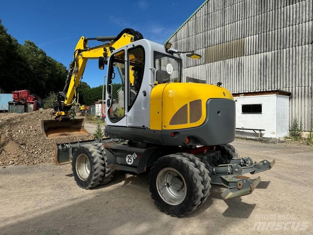 Wacker Neuson EW 100 ホイール式油圧ショベル（パワーショベル・ユンボ・バックホー）