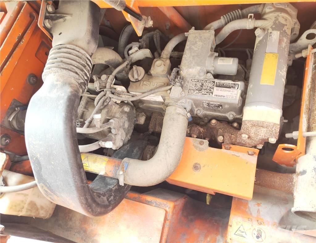 Hitachi ZX75US-3 中型油圧ショベル 7ｔ-12ｔ（ユンボ・パワーショベル・バックホー）