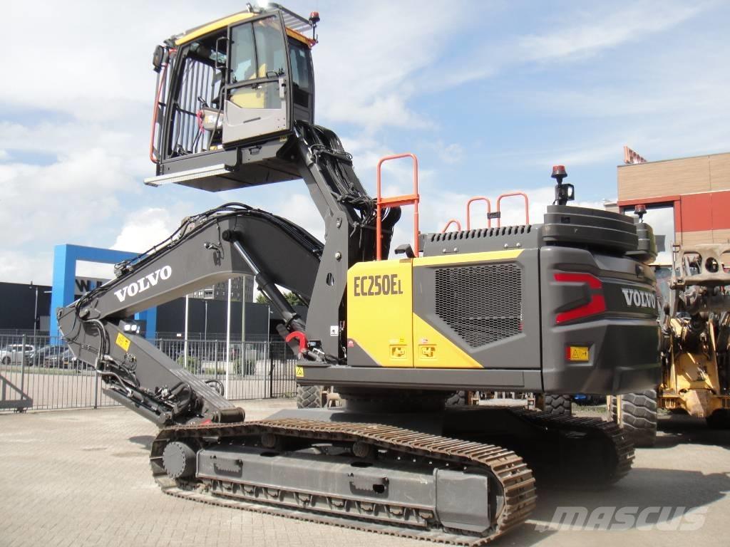 Volvo EC 250 EL 大型油圧ショベル12t以上（パワーショベル・ユンボ）