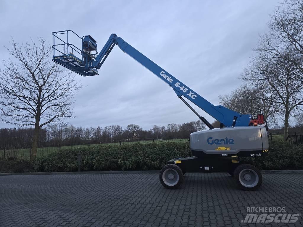 Genie s-45 XC ブームリフト　直伸型