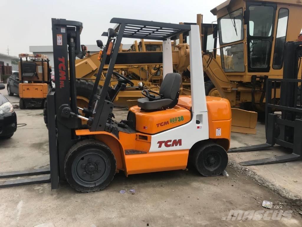 TCM FD 30 ディーゼル・軽油