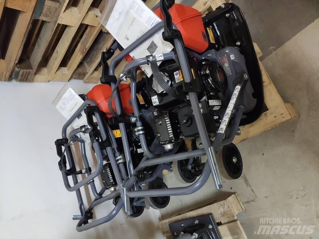 Husqvarna LF 100 LAT プレートコンパクター