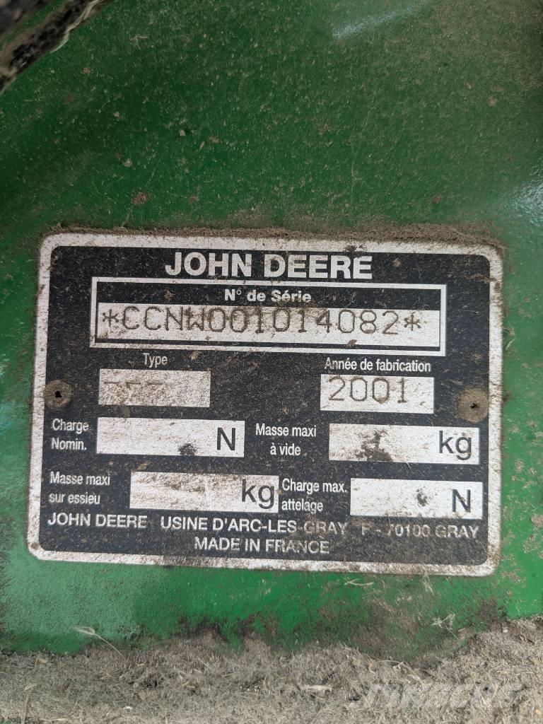 John Deere 575 ラウンドベーラー