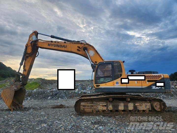 Hyundai Robex 300 LC 大型油圧ショベル12t以上（パワーショベル・ユンボ）
