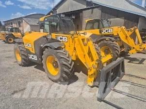 JCB 541-70 AGRI Pro 農業用テレハンドラー