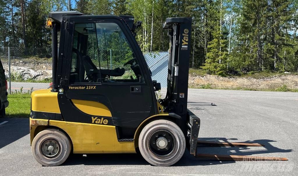 Yale GDP 25 VX ディーゼル・軽油