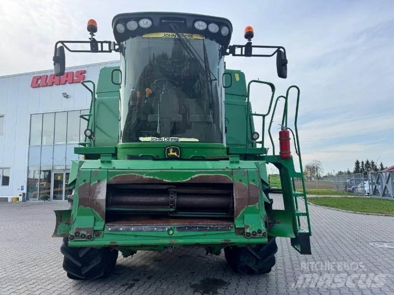John Deere T 550 コンバイン