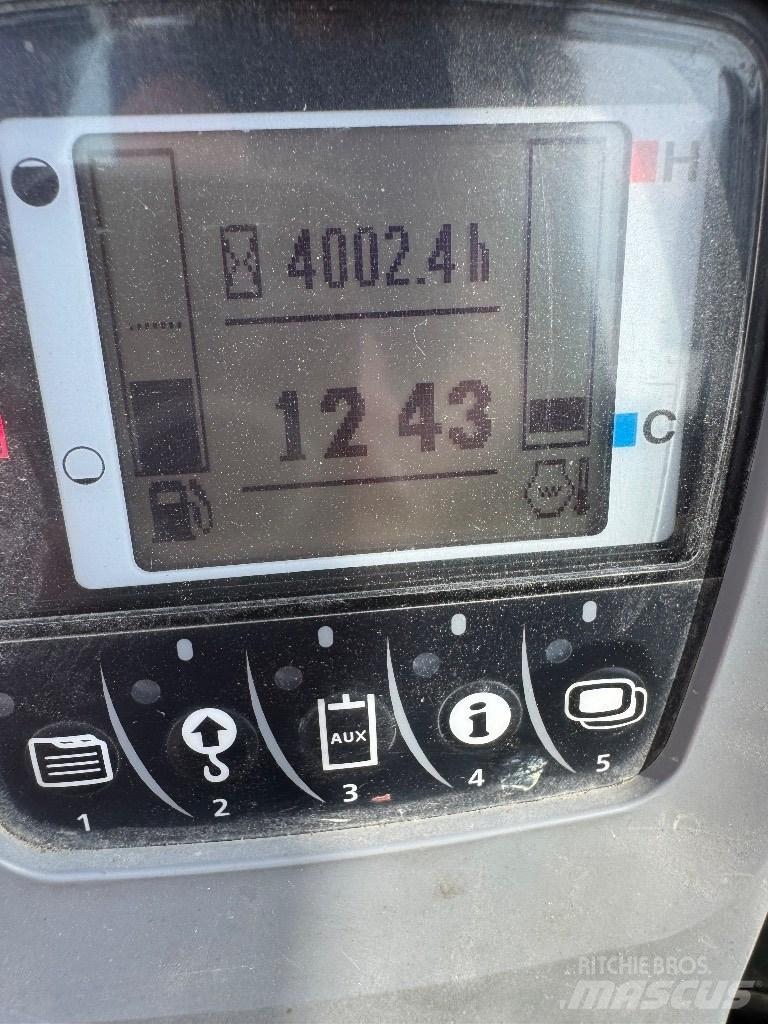 Kubota U 55-4 ミニ油圧ショベル 7t以下（ミニユンボ・ミニディガー）