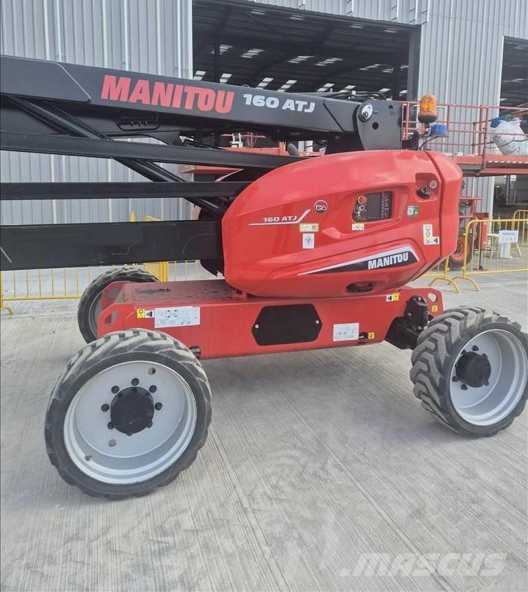 Manitou 160 ATJ ブームリフト　屈伸型